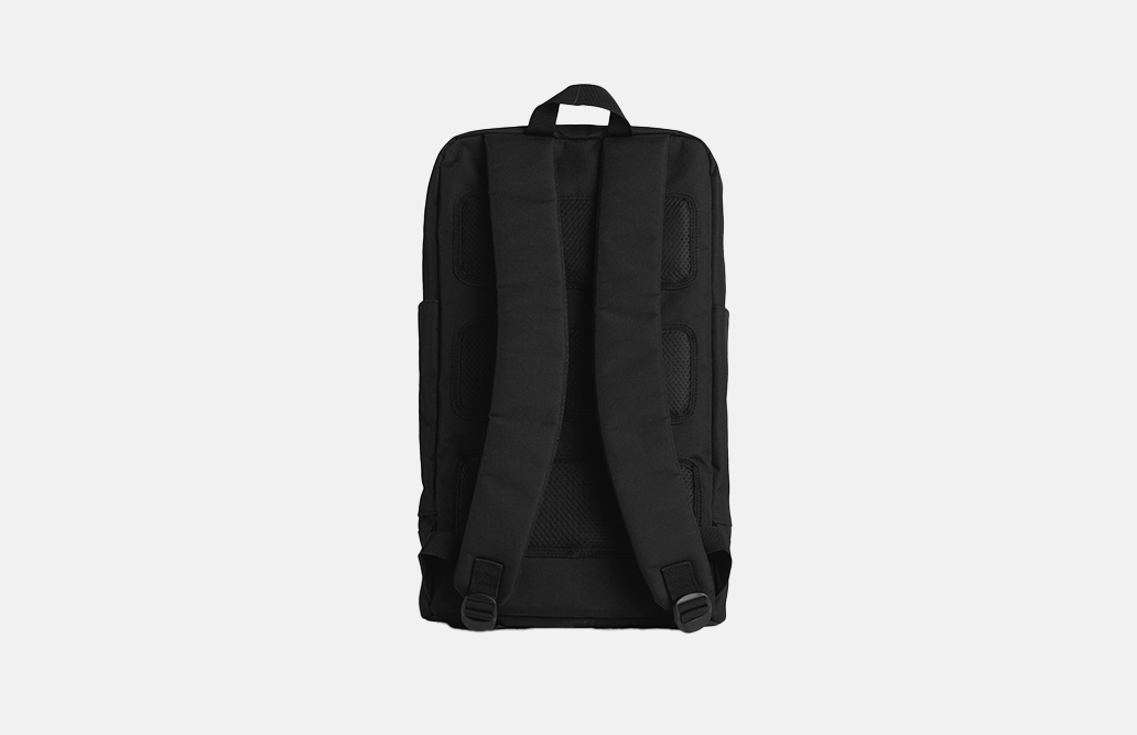 1030_RECYCLED_TRAVEL_BACKPACK_BACK