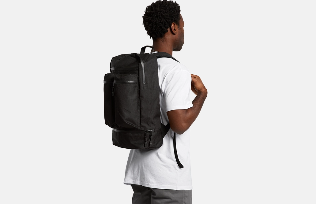 1030_RECYCLED_TRAVEL_BACKPACK_FRONT