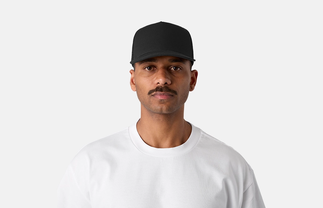 1108_TRUCKER_CAP_TURN