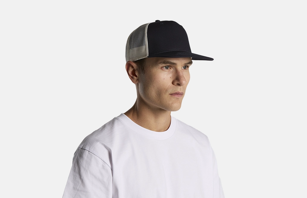 1110_STOCK_CONTRAST_TRUCKER_CAP_MAIN