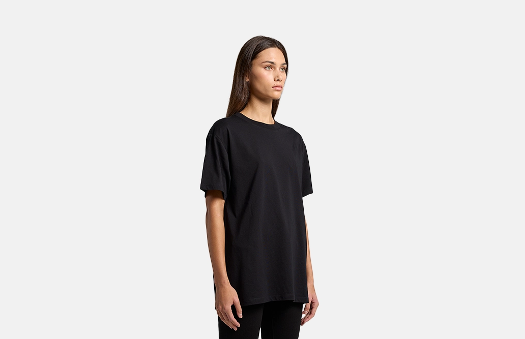 4094_WOS_MARTINA_BOYFRIEND_TEE_TURN