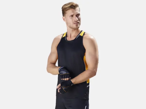 SG702M_Mens Renegade Singlet_Model
