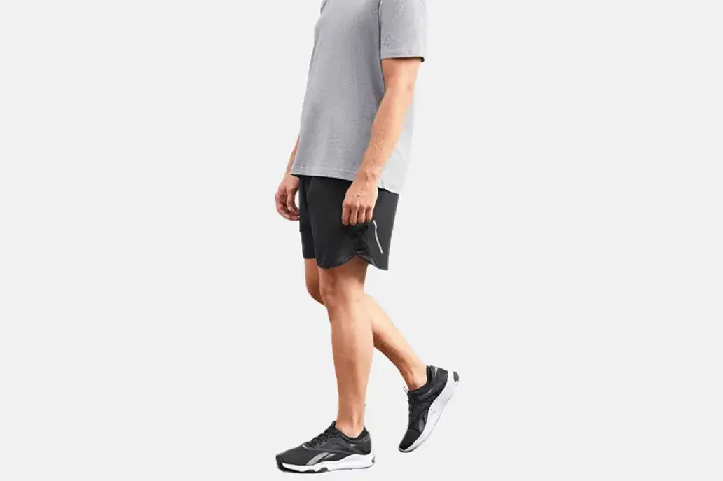 ST511M_Mens-Tactic-Short_Model_v1