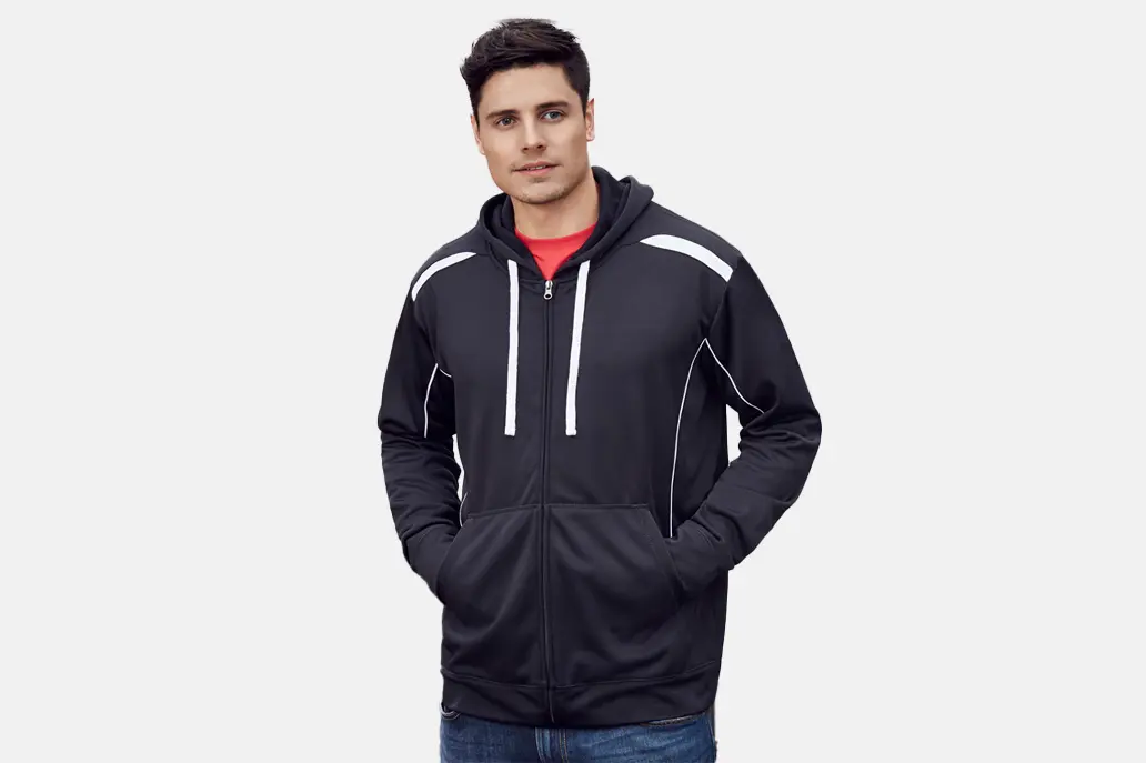 SW310M_Mens United Hoodie_Model
