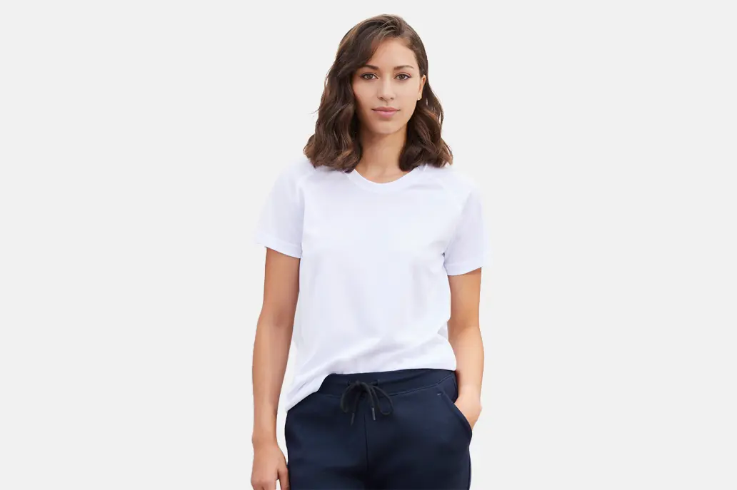 T301LS_Womens Sprint Short Sleeve Tee_Model