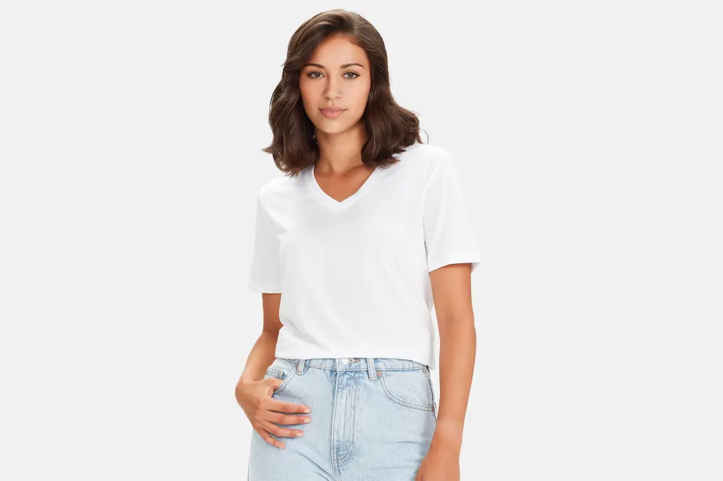 T800LS_Womens Aero Short Sleeve Tee_Model