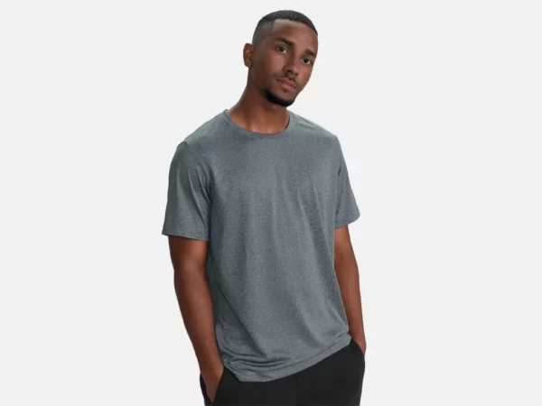 T800MS_Mens Aero Short Sleeve Tee_Model