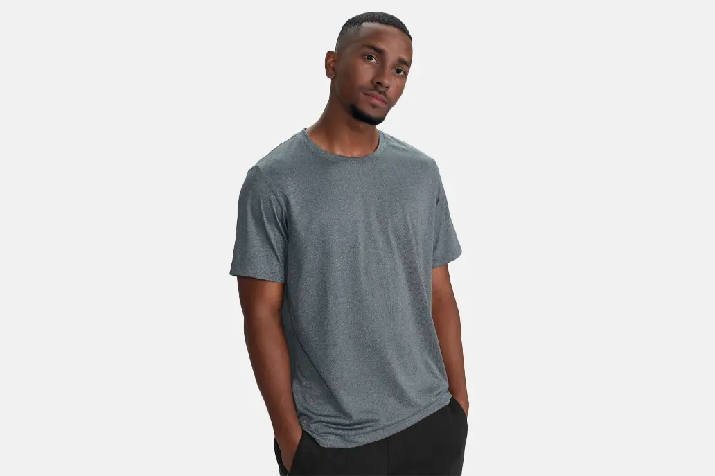 T800MS_Mens Aero Short Sleeve Tee_Model