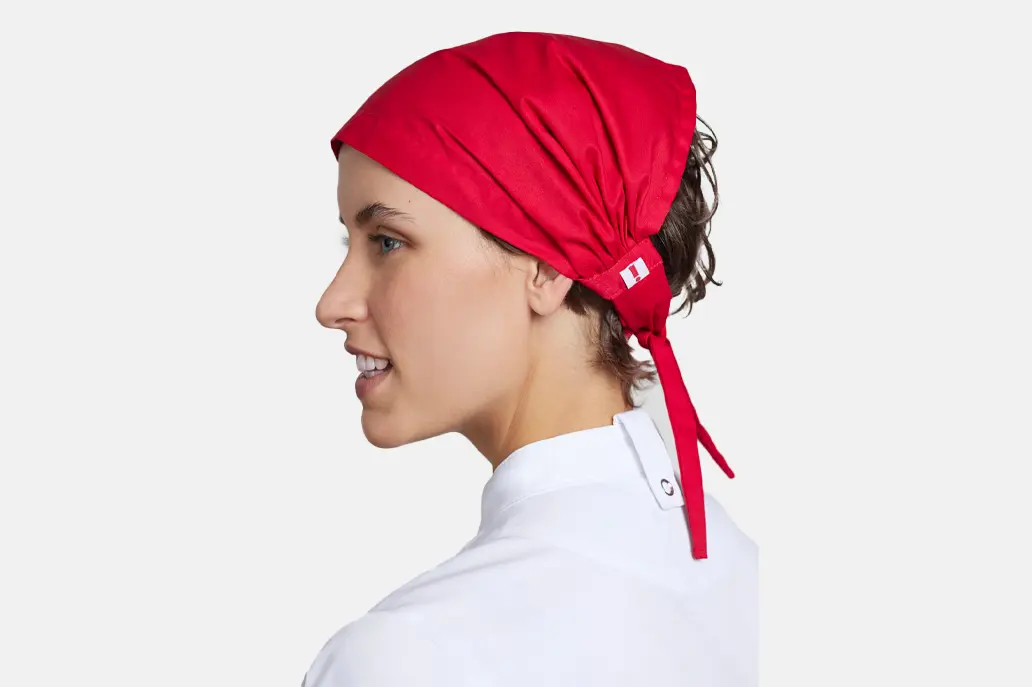 CH331_Twist Chef Bandana_Model