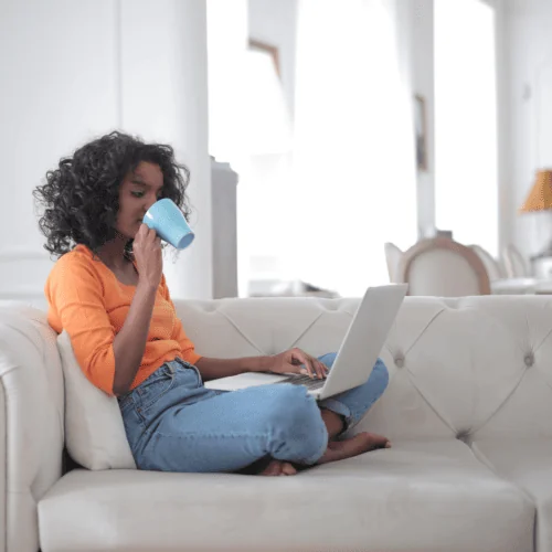 The Hybrid Worker’s Guide to Combatting Loneliness