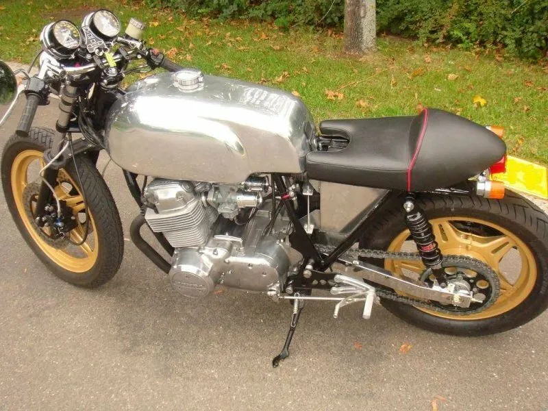 A 5 Gallon Manx tank on a lovely Honda CB750, this bike resides in Belgium