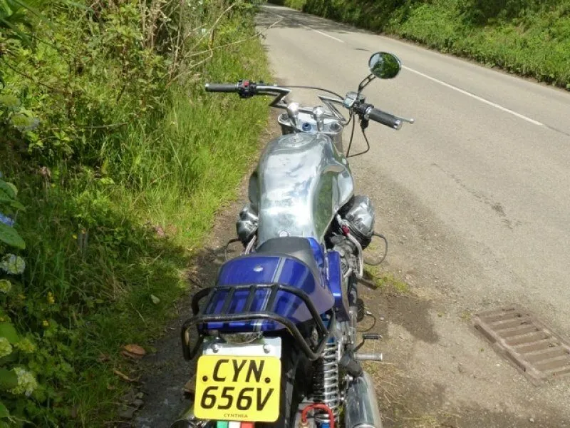 Long Guzzi tank with Aero cap