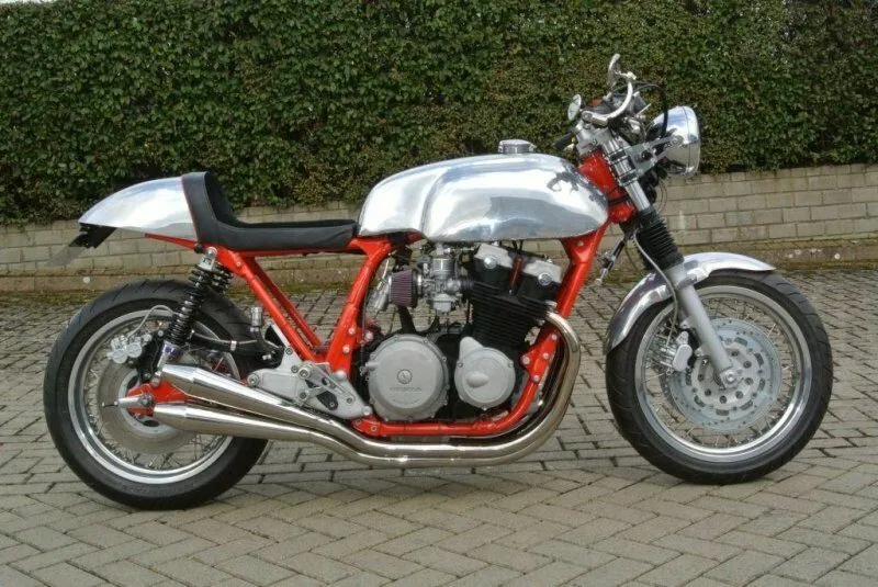 Honda CB750 Cafe Racer