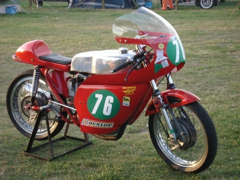 Vic camp style Ducati Single