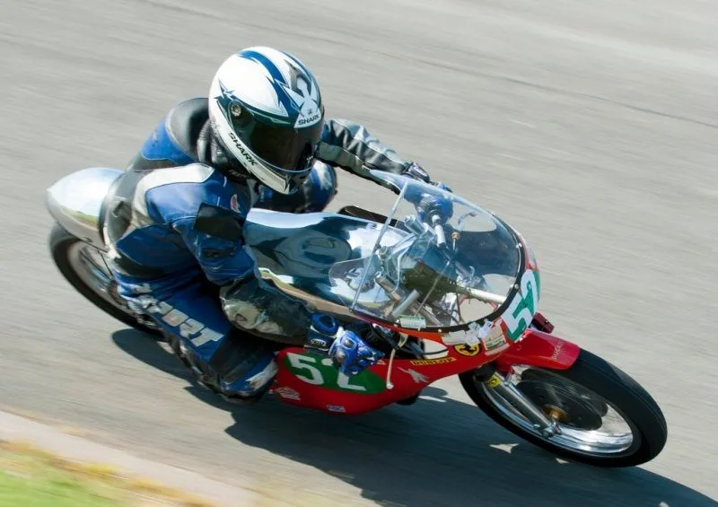 Colin Purslow racing at Aintree, this is a Ducati Single with our Vic camp tank and custom seat.