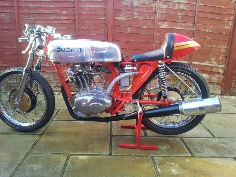 Vic Camp style Ducati single tank