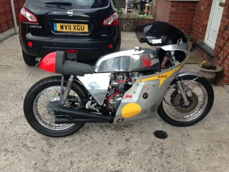 TZ style Custom tank on a Honda CB550