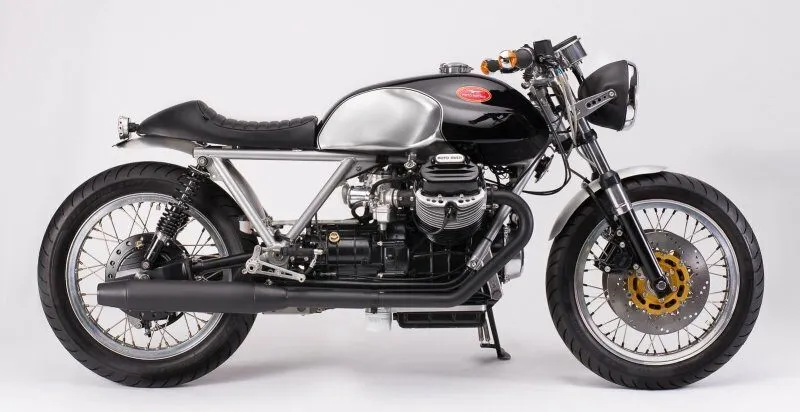 A really nice Guzzi cafe racer. Thanks to MotoMotivo for the pics