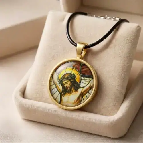 Jesus Christ on Cross Pendant Necklace