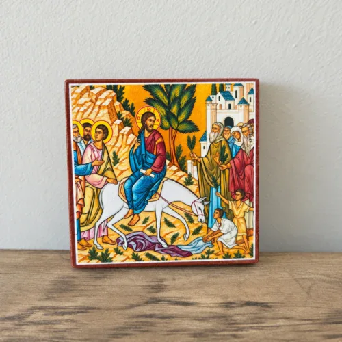 Palm Sunday square wooden icon of Jesus entering Jerusalem, front view with disciples, palm branches and welcoming crowd, 3x3 inches