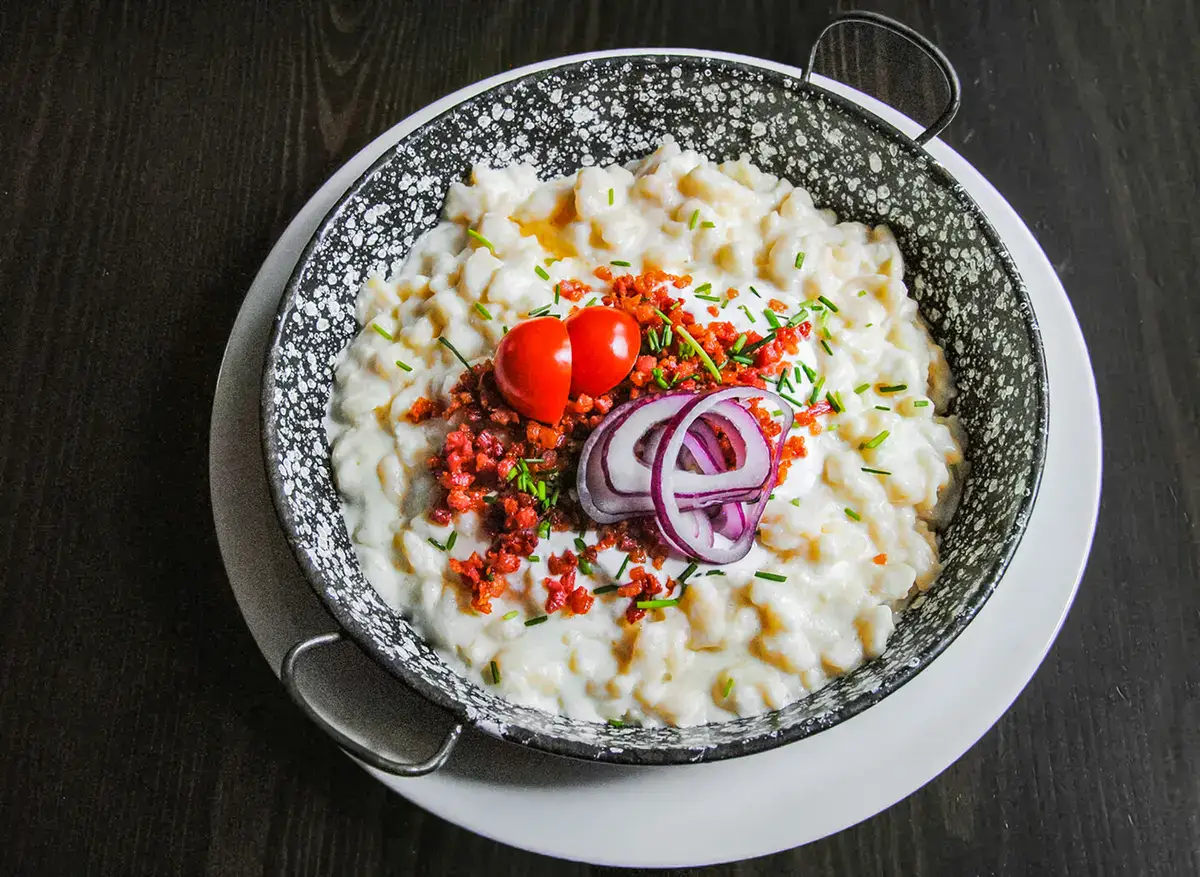 Juhtúrós sztrapacska, pirított szalonnával