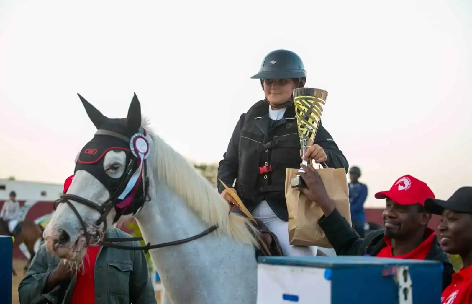 Équitation - CSO Écuries Hann Marinas (Nationale 2) : Eden Kazoun fait sensation et s'impose avec brio au Grand Prix - wiwsport