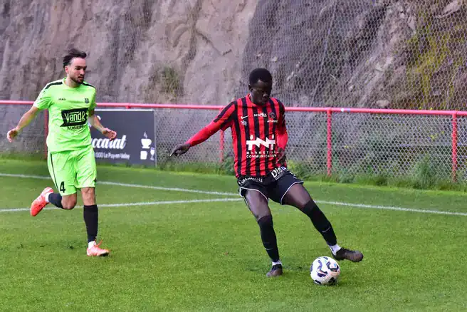 Ligue 2 : Gain de cause pour Mouhamed Diouf, le Pau FC condamné à verser 150 000 dollars à l’attaquant sénégalais - wiwsport