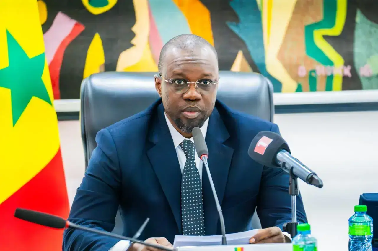 CAN 2025 : Le gouvernement sénégalais tape du poing sur la table et exige une enquête internationale pour corruption à la CAF - wiwsport