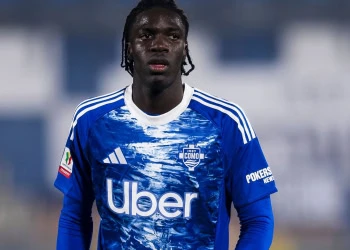 « Il n'est pas prêt, mais ce n'est rien de grave » : Cesc Fabregas donne des nouvelles d'Assane Diao, forfait contre Cagliari - wiwsport