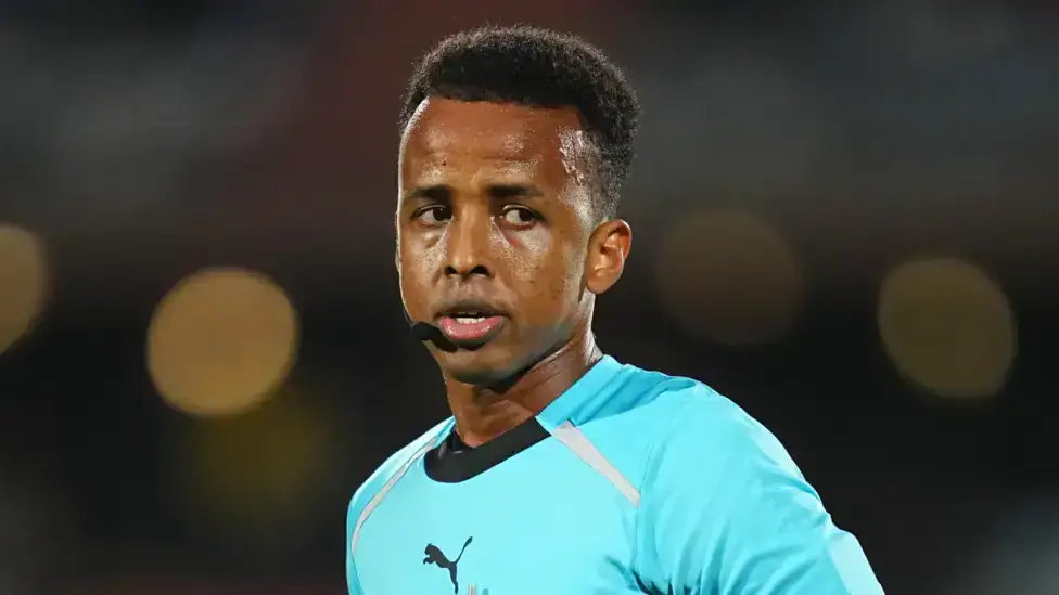Mondial 2026 : L'arbitre somalien Omar Artan privé de Coupe du monde après un refus d’entrée aux États-Unis - wiwsport