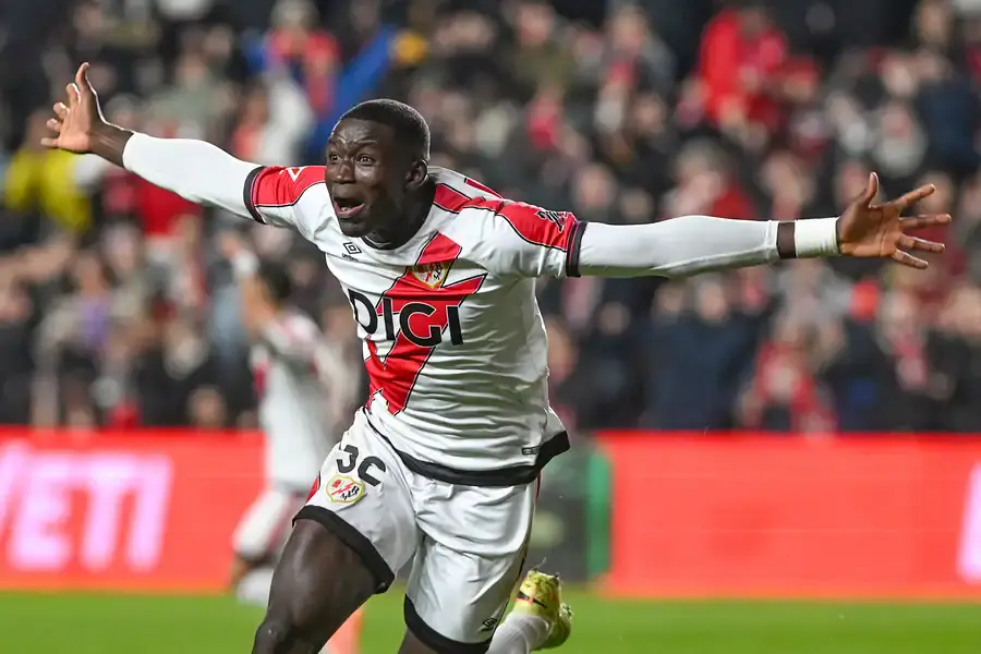 Mercato : Le Rayo Vallecano lève officiellement l’option d’achat pour Nobel Mendy qui signe pour quatre ans - wiwsport