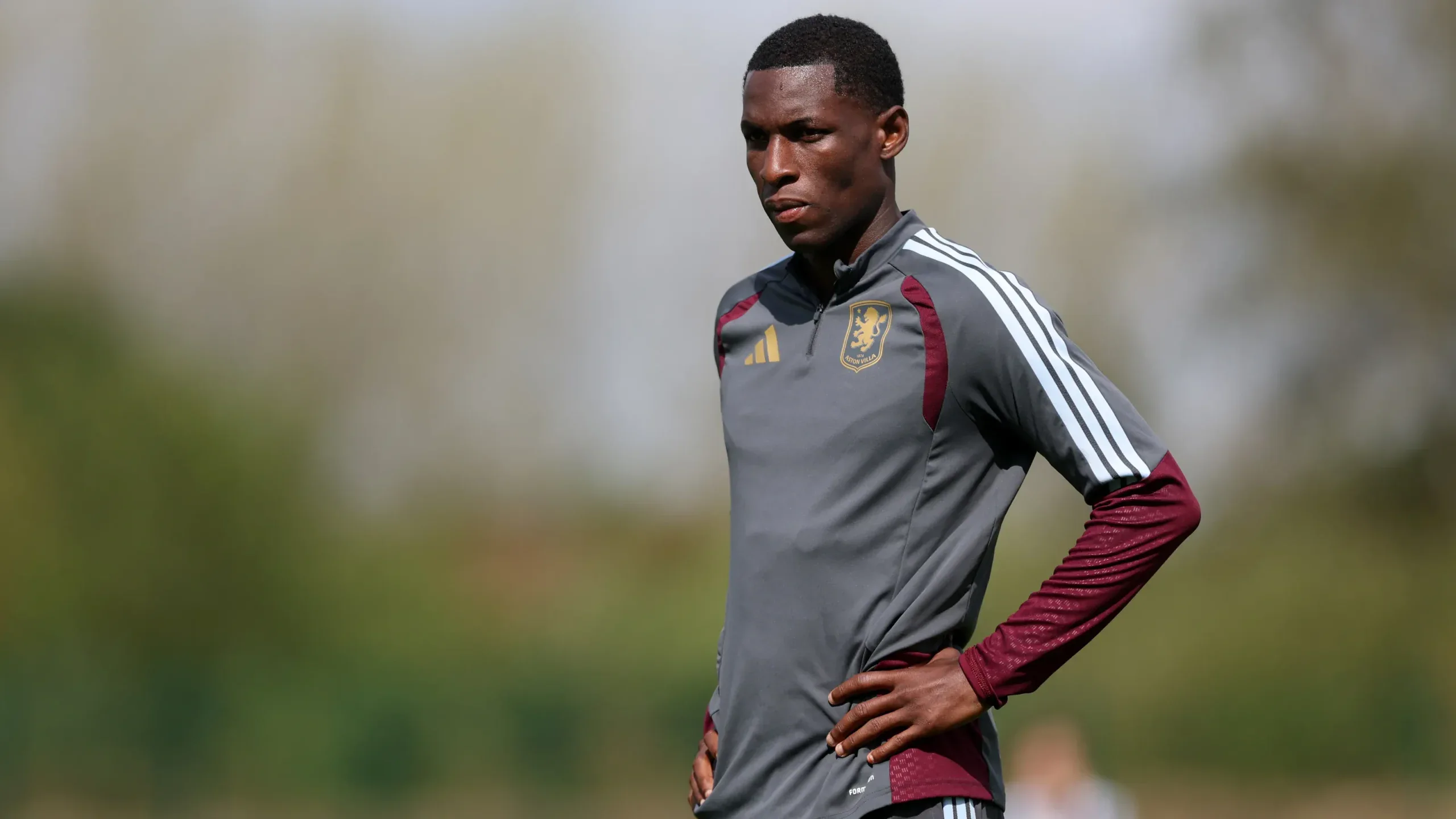 Premier League : Nicolas Jackson, avec le numéro 11, titulaire contre Arsenal pour sa première avec Aston Villa - wiwsport