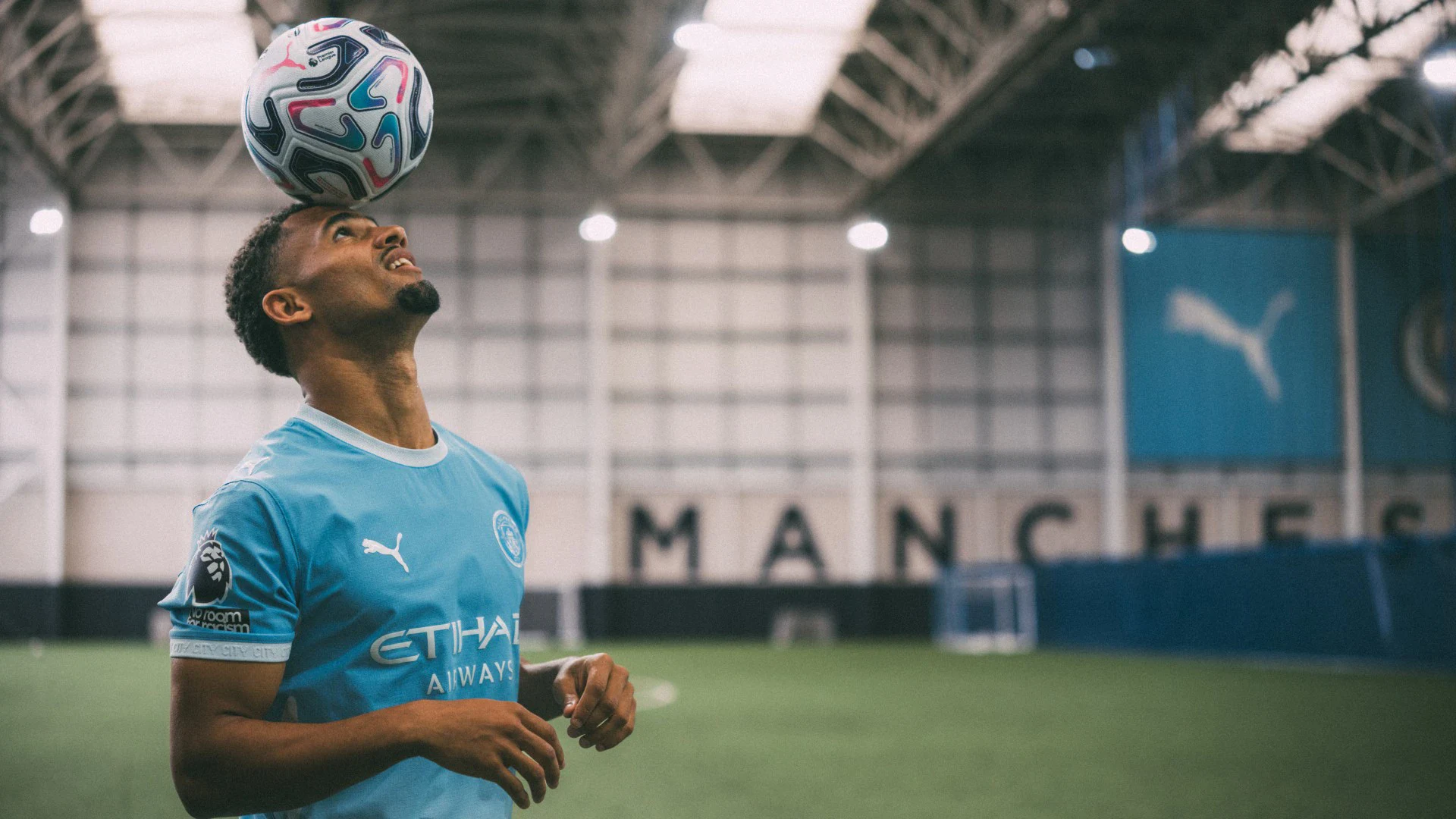 « Il est assez facile de décider si l'on veut devenir joueur de Manchester City ou non » : Iliman Ndiaye dévoile ses ambitions avec Manchester City - wiwsport
