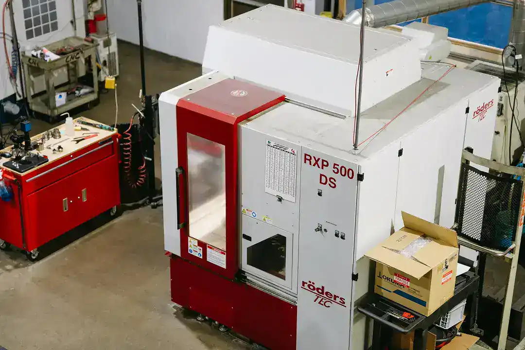 Roden RXP 500 DS industrial CNC machine in manufacturing facility.