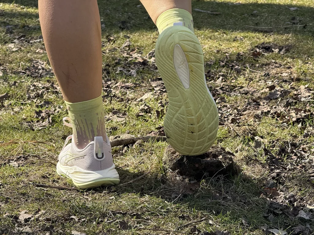 ASICS GEL-Cumulus 27