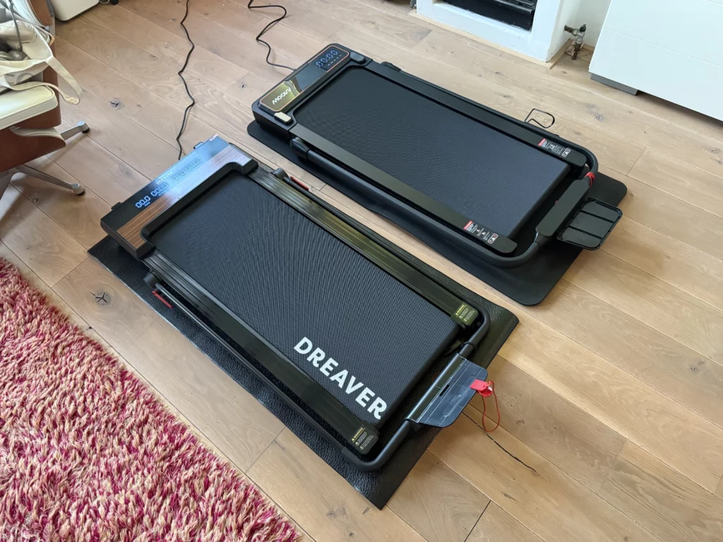 Dreaver X250 naast de Moovv SmartStep Pro Incline