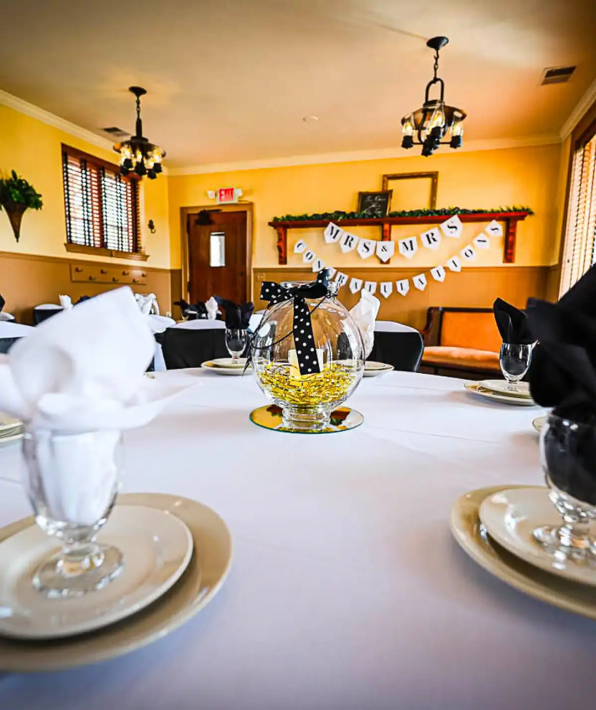 Elegant bridal shower table with festive decorations at Cascades Manor.