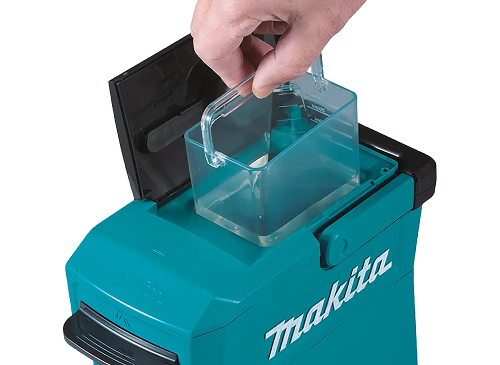 Makita koffiemachine water toevoegen