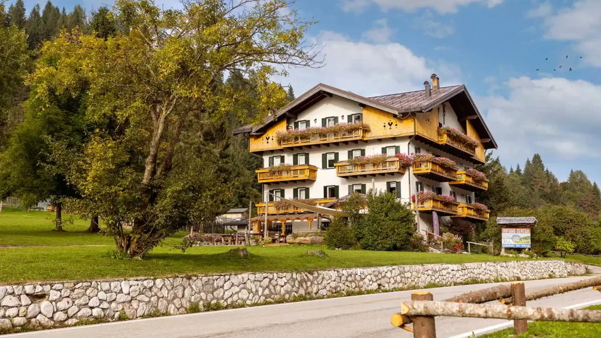 Scopri il Rifugio Cereda, il perfetto hotel in montagna per neonati.