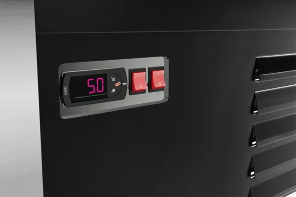 Nástenná chladiaca polica - 1100 mm - s LED osvetlením, sklenenými dvierkami a 4 policami - Image 2