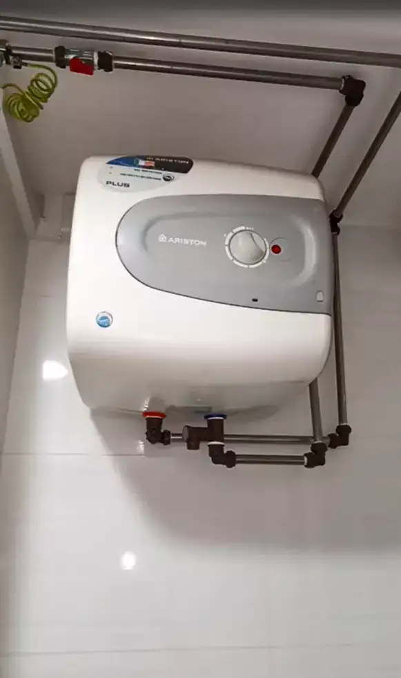 Ariston PLUS 15 Serangoon Ave 1 HDB