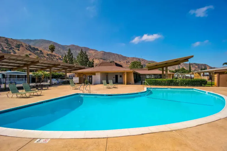 Green River Swimming Pool