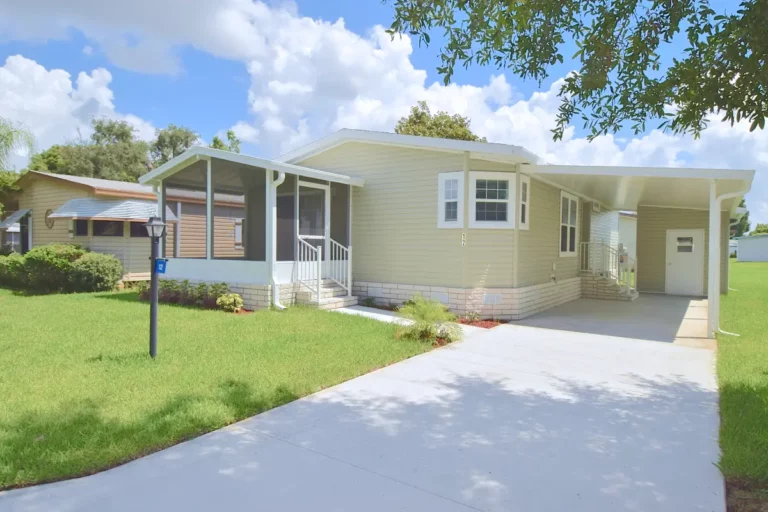 Leesburg - Lakes at Leesburg - 09