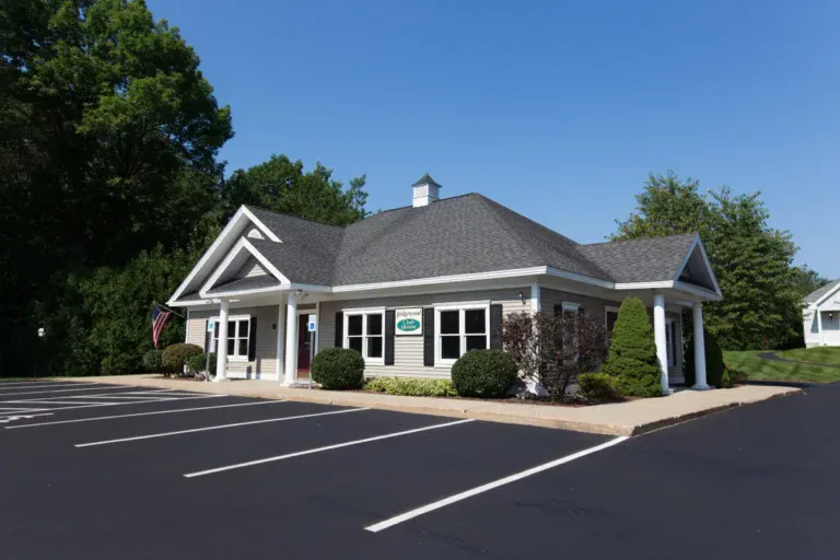 Manchester - Ledgewood - 05