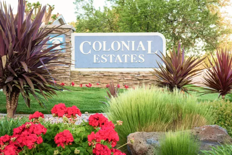 Sacramento - Colonial Estates - 03