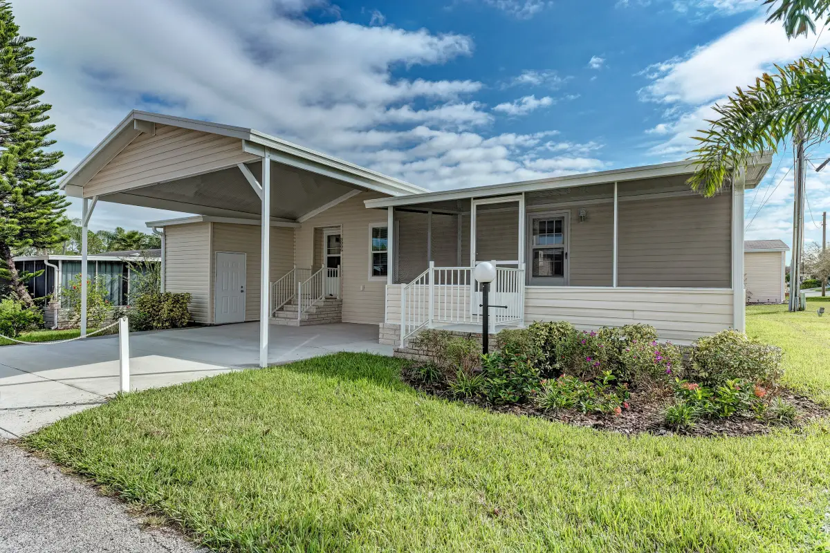 Manufactured or Modular Home, What's the Difference? | Cove Communities, image size:1200x800