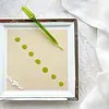 une huile d'aneth délicieuse avoir avec ses sauces et condiments maison