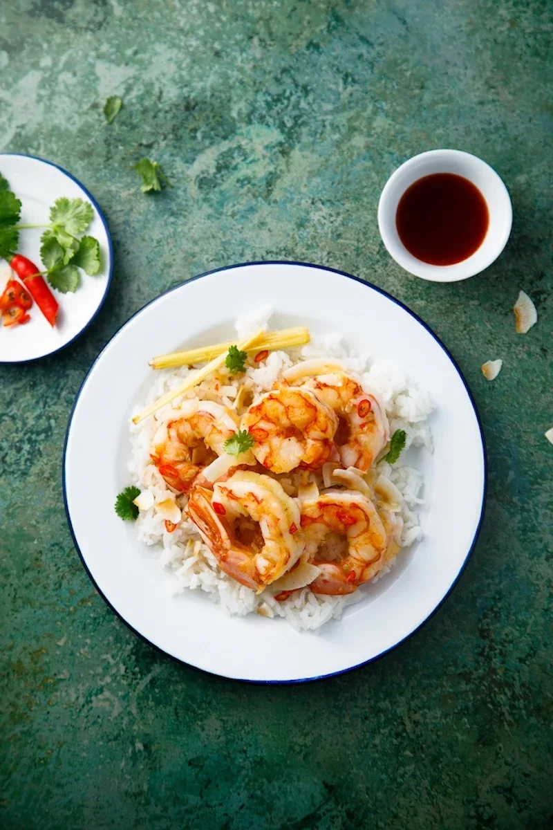 Whole prawns with rice in a bowl