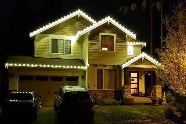1 Christmas Light Installation In South King County Blk Diamond Exterior Solutions