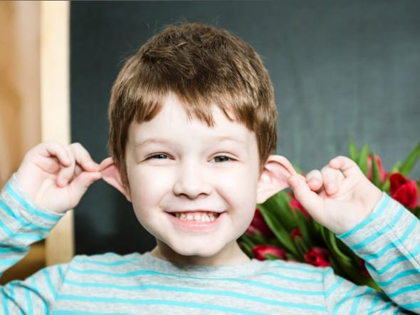 Come correggere orecchie a sventola per bambini | Mamme Magazine